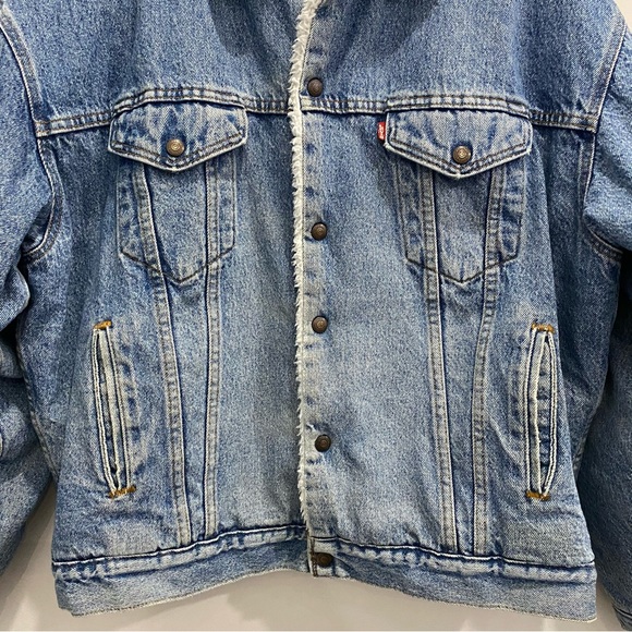 Vintage Levi’s Sherpa Lined Jean Trucker Jacket - Picture 4 of 16